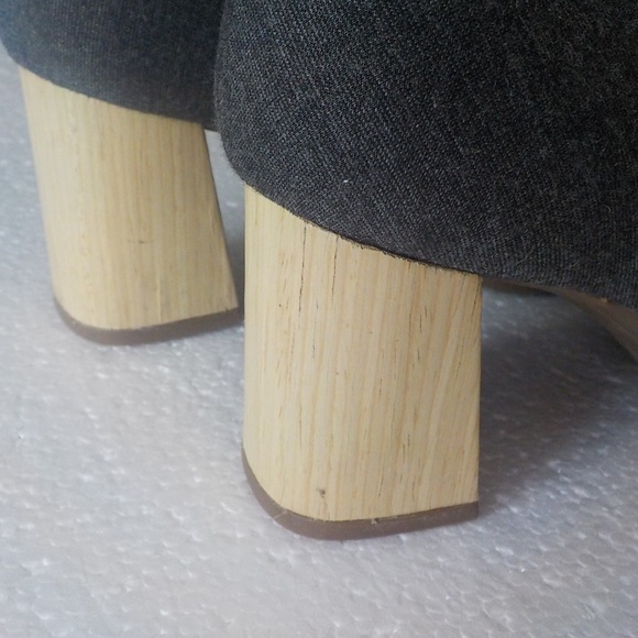 NEW Aerosoles Gray Ankle Boots - Picture 6 of 9